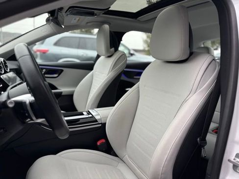 Used 2025 Mercedes-Benz C 300 Sedan image 17