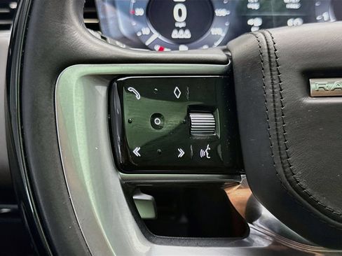 Used 2023 Land Rover Range Rover SE AWD/4WD image 11