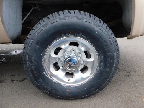 Used 1999 Ford F250 Lariat image 20