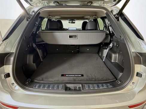 New 2026 Mitsubishi Outlander SEL FWD image 18