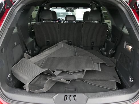 Used 2025 Ford Explorer ST-Line w/ Premium Package image 24