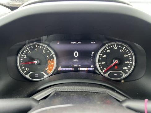 Used 2017 Jeep Renegade Trailhawk AWD/4WD image 13
