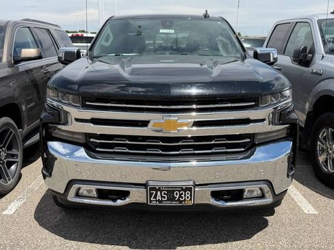 Used 2020 Chevrolet Silverado 1500 LTZ w/ LTZ Plus Package AWD/4WD image 2