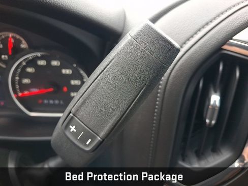 Used 2019 Chevrolet Silverado 1500 LT w/ Convenience Package AWD/4WD image 17