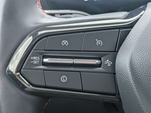 Used 2026 Chevrolet Equinox RS FWD image 23