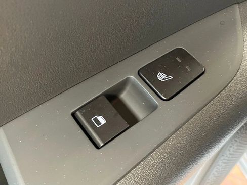 Used 2024 Kia Niro Wave w/ Wave Preserve Package image 21