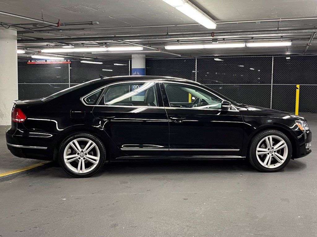 Used 2015 Volkswagen Passat 1.8T SEL Premium FWD image 38