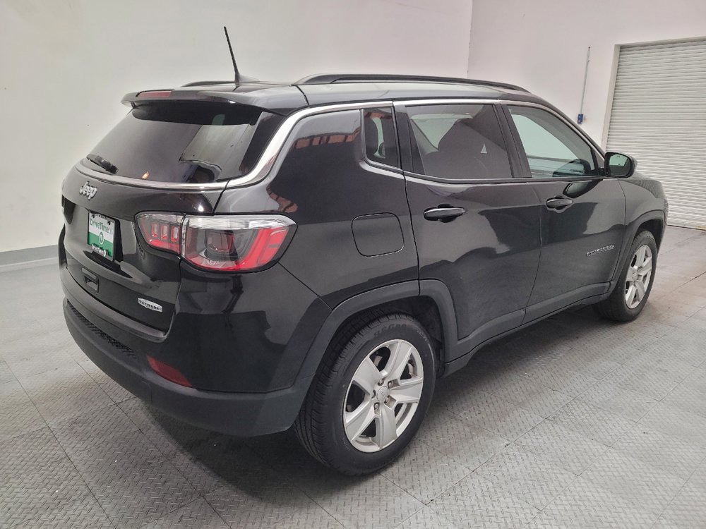 Used 2022 Jeep Compass Latitude FWD image 9