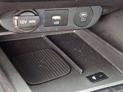 Certified 2025 Hyundai Elantra Sport FWD image 23