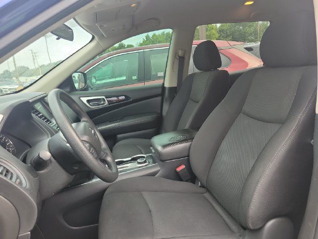 Used 2019 Nissan Pathfinder S AWD/4WD image 5