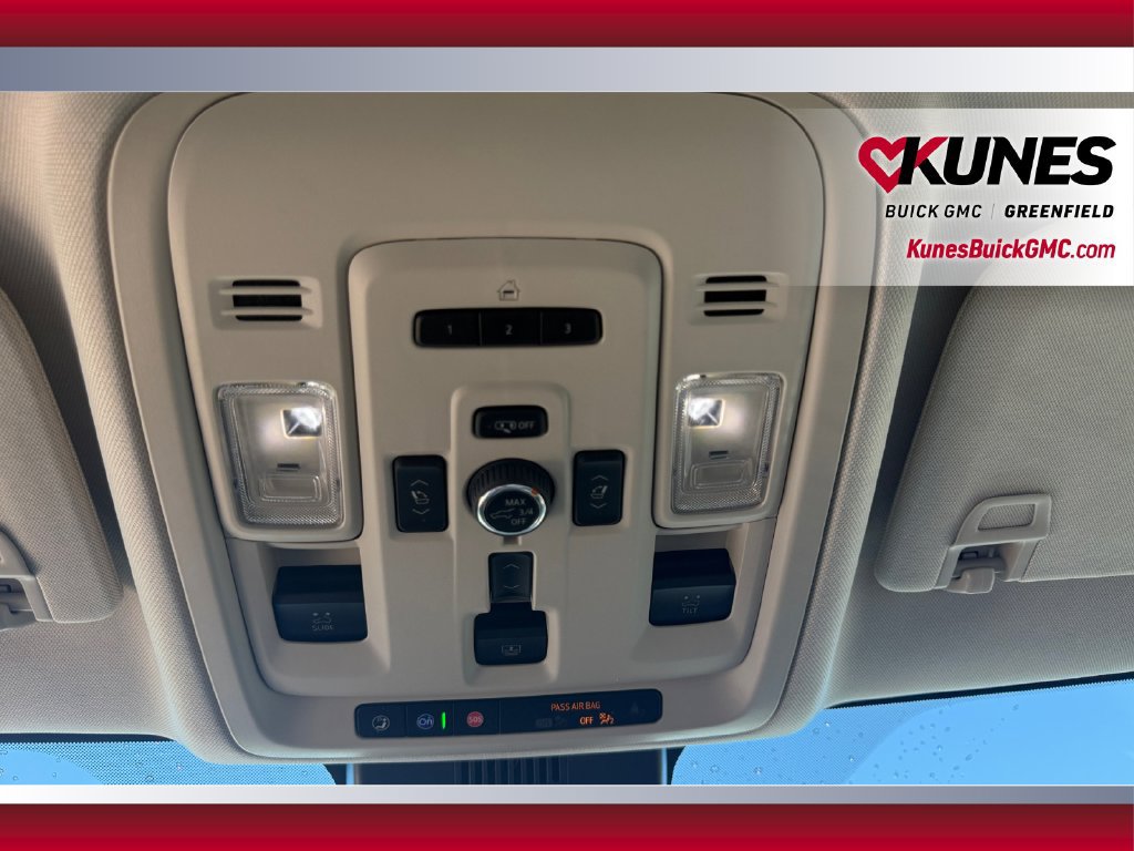 Used 2023 GMC Yukon XL Denali AWD/4WD image 32