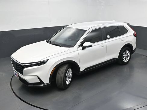 Used 2025 Honda CR-V LX image 28