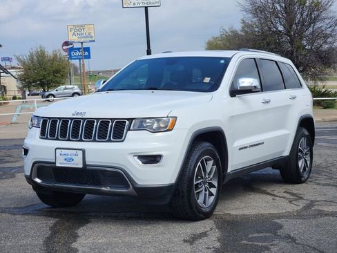 Used 2022 Jeep Grand Cherokee Limited image 3