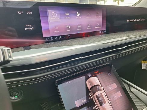 Certified 2025 Cadillac Escalade V image 16