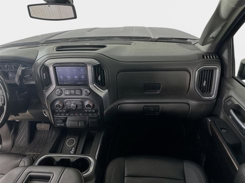 Certified 2022 GMC Sierra 3500 SLT w/ SLT Premium Package AWD/4WD image 30