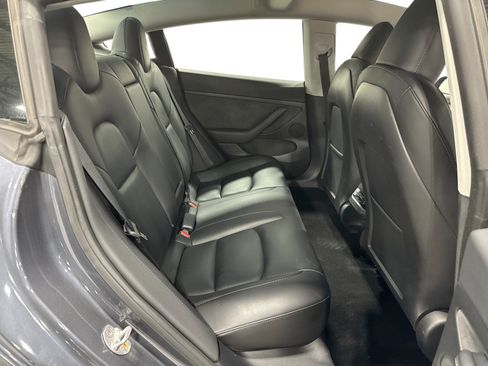 Certified 2023 Tesla Model 3 Standard Range RWD image 11