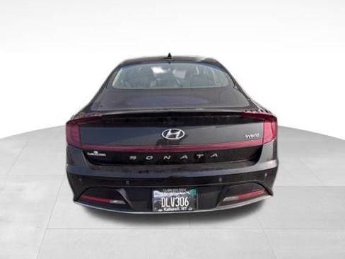 Used 2022 Hyundai Sonata Limited w/ Winter Weather Package FWD image 8