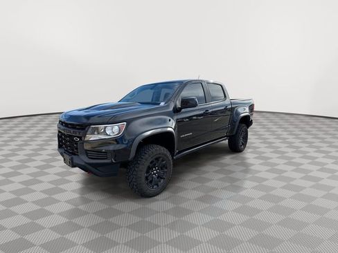 Used 2022 Chevrolet Colorado ZR2 w/ ZR2 Midnight Special Edition image 4