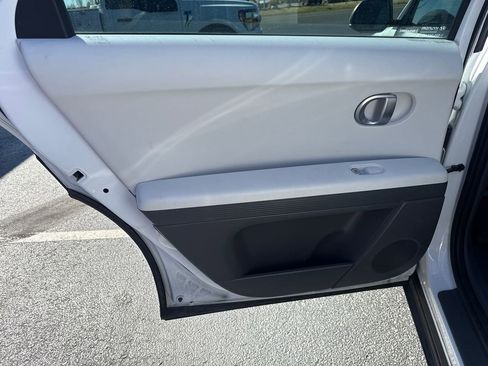 Used 2024 Hyundai Ioniq 5 SE image 65