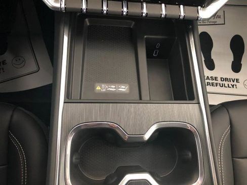 New 2026 GMC Acadia Elevation image 15