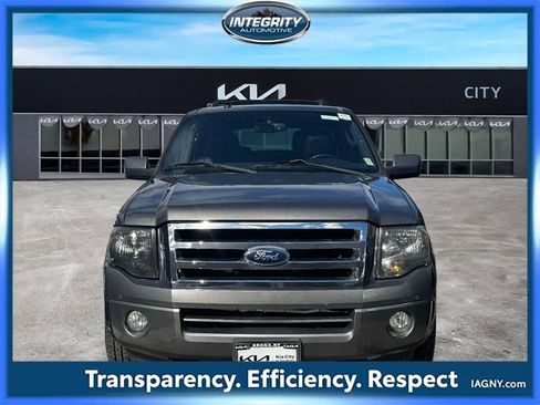 Used 2013 Ford Expedition EL Limited image 2