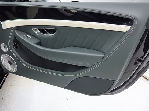 Used 2024 Bentley Continental GT V8 image 45