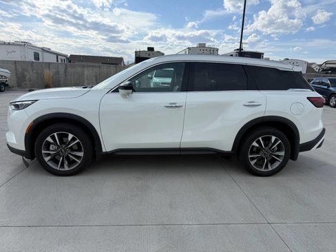 Used 2025 INFINITI QX60 Luxe w/ Vision Package AWD/4WD image 6
