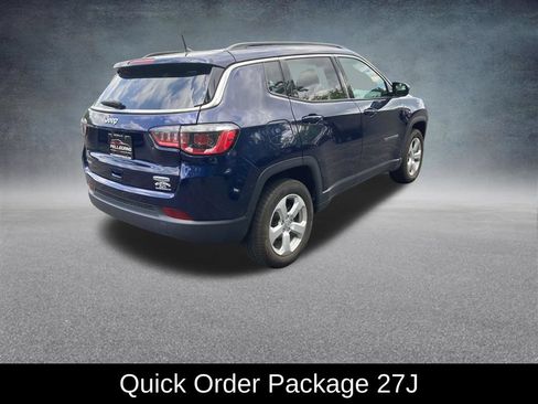 Used 2018 Jeep Compass Latitude AWD/4WD image 6