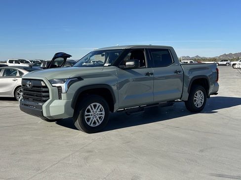 Used 2024 Toyota Tundra SR5 image 4