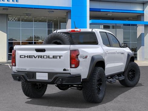 New 2026 Chevrolet Colorado ZR2 w/ ZR2 Bison Edition image 4