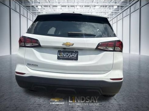Certified 2024 Chevrolet Equinox LS w/ Driver Confidence II Package FWD image 18