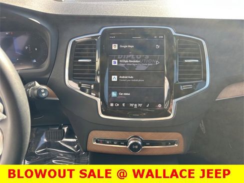 Used 2024 Volvo XC90 B6 Plus image 18