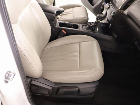 Used 2020 Ford Ranger XLT w/ Equipment Group 301A Mid image 12