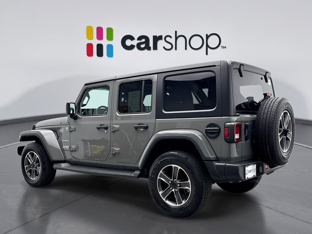 Used 2023 Jeep Wrangler Unlimited Sahara w/ Cold Weather Group AWD/4WD image 3