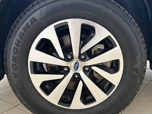 Used 2020 Subaru Outback Premium w/ Popular Package #1 AWD/4WD image 9