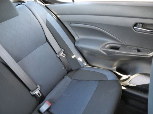 Used 2023 Nissan Versa SV image 14