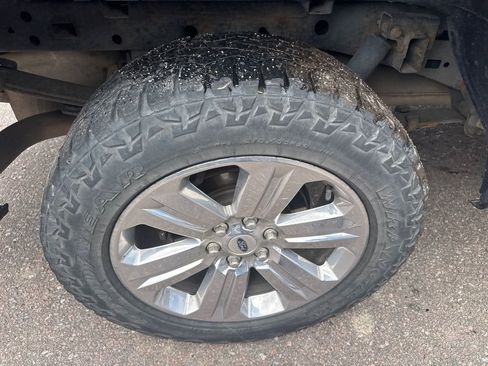 Used 2019 Ford F150 XLT w/ Equipment Group 302A Luxury AWD/4WD image 20