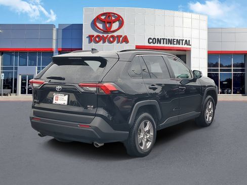 Certified 2025 Toyota RAV4 XLE AWD/4WD image 5
