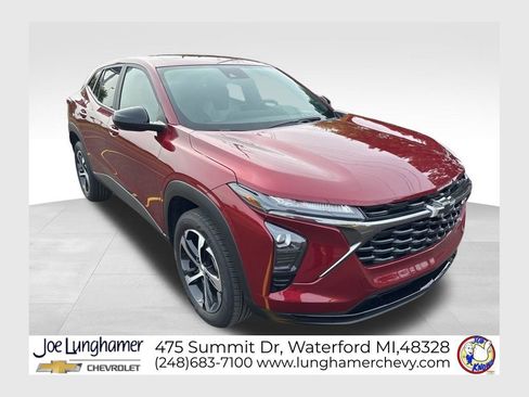 Used 2024 Chevrolet Trax RS w/ Driver Confidence Package FWD image 1