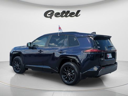 Used 2026 Toyota RAV4 SE AWD/4WD image 7