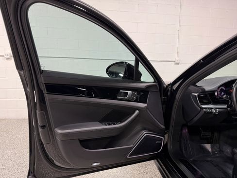 Used 2023 Porsche Panamera 4 Platinum Edition AWD/4WD image 11