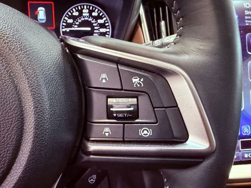 Used 2022 Subaru Outback Touring XT w/ Popular Package #2 image 24