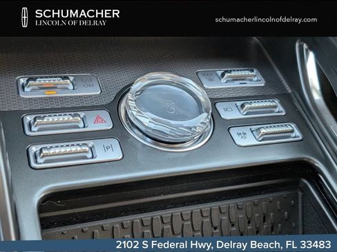 New 2025 Lincoln Nautilus Premier AWD/4WD image 21