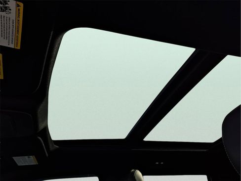 Used 2022 Ford F150 XLT w/ Equipment Group 302A High image 19