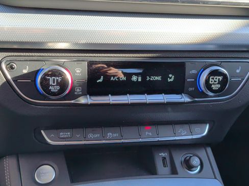 Certified 2024 Audi Q5 2.0T Premium Plus w/ Premium Plus Package image 27