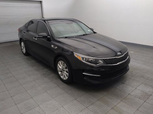 Used 2018 Kia Optima EX image 13