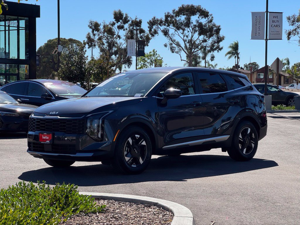 Used 2026 Kia Sportage LX FWD image 6