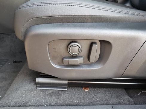 New 2026 Land Rover Range Rover Evoque S image 19