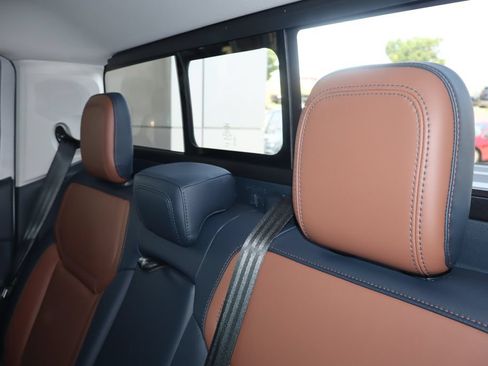 Used 2023 Ford Maverick Lariat w/ Lariat Luxury Package AWD/4WD image 32