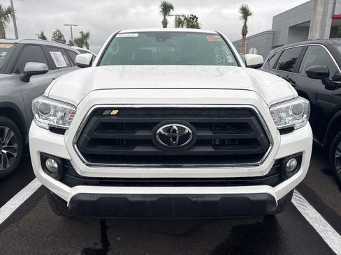 Used 2023 Toyota Tacoma SR5 w/ Technology Package image 2